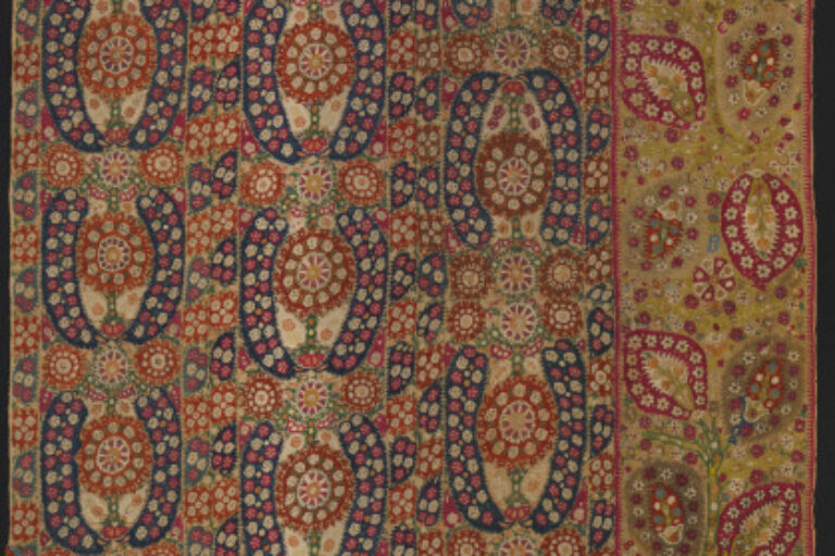 BEDSPREAD OR COVER OF YANNINA EMBROIDERED BORDERS