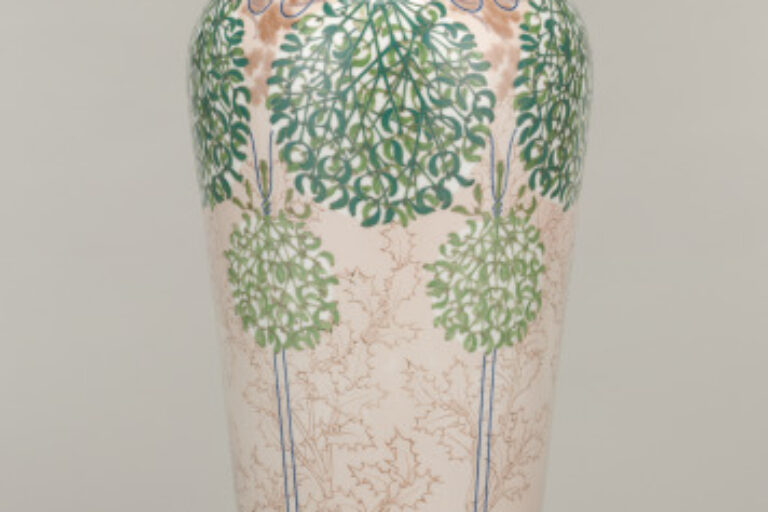 Mistletoe Vase