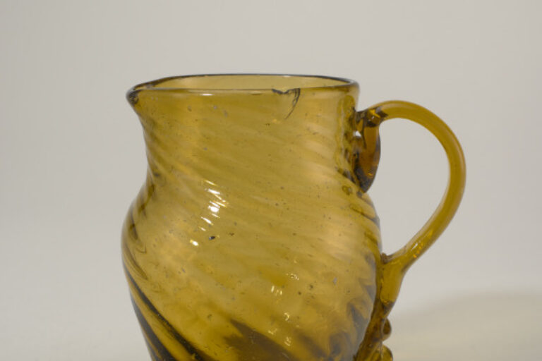 "GOTHIC ARCH" COVERED SUGAR BOWL