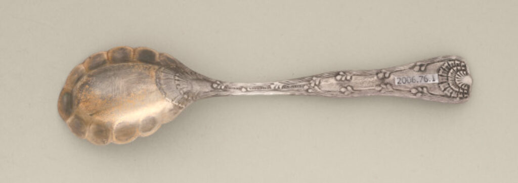 “Wave Edge Pattern” Sugar Spoon - Image 2