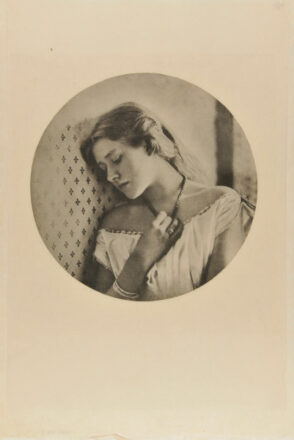 Ellen Terry, at the Age of Sixteen