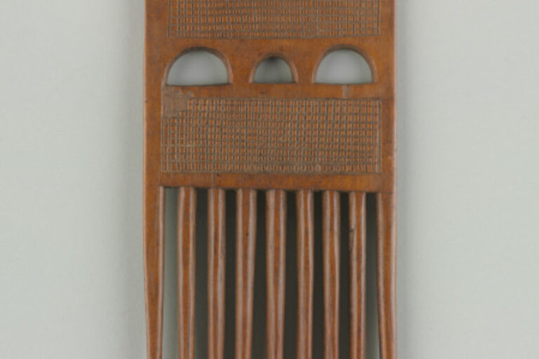 Comb