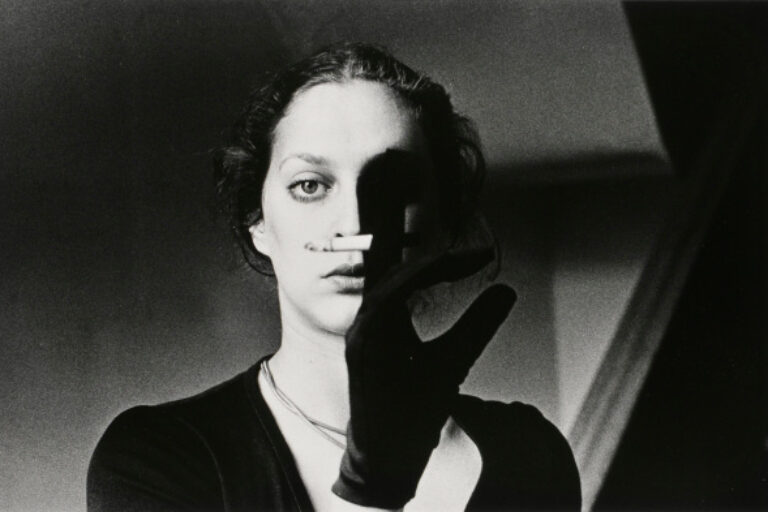 GIRL, CIGARETTE