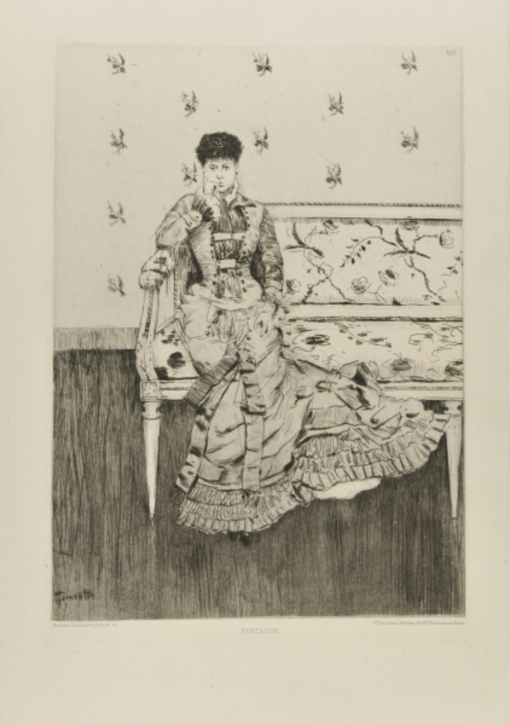 Jeune femme sur un canapé