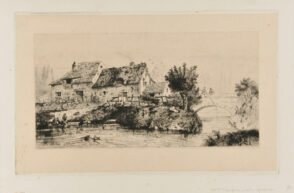 Ferme près d’une rivière avec un pont