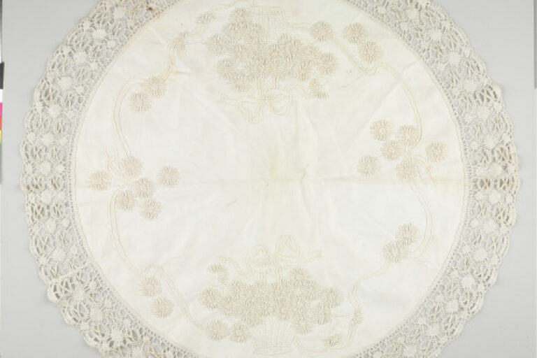 CENTERPIECE DECORATED IN CORD-WORK EMBROIDERY