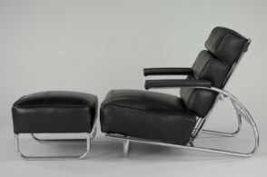 Reclining Chair (No. 22) with Leg Rest (No. 29)