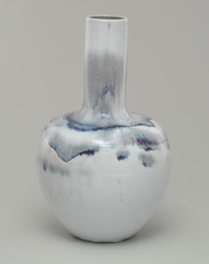 Large Vase with Jun-type Glaze