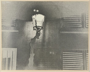 Bec de gaz, rue de la Chaise (Gaslight, Rue de la Chaise)
