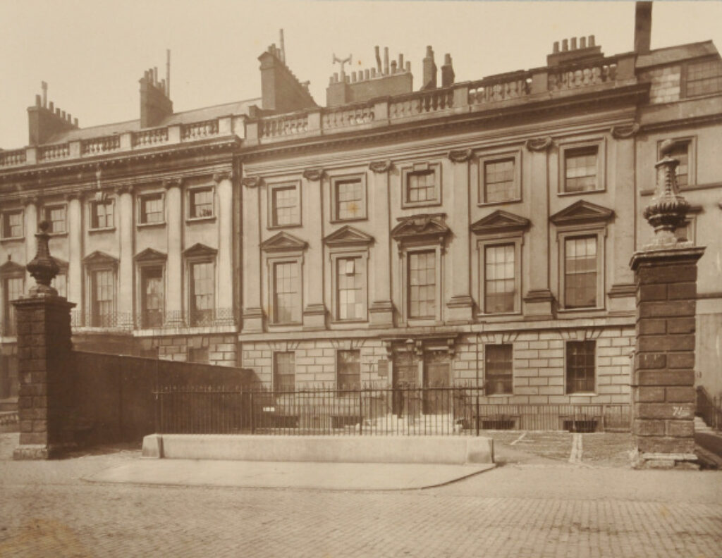 Lincoln’s Inn Fields, Lindsey House