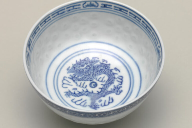 Bowl Stenciled-Decorated with Dragon and Pearl