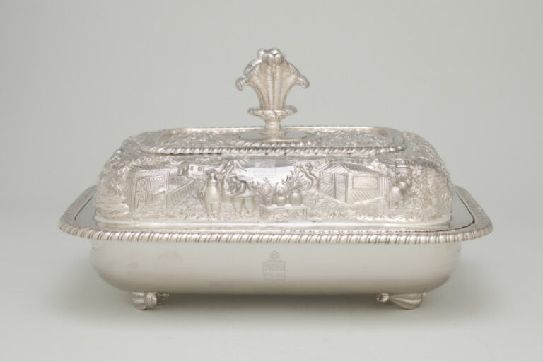 Covered Vegetable Dish