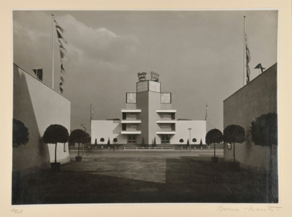 Cologne Newspaper, Pressa