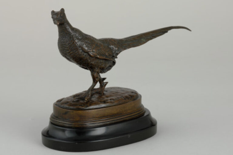 PHEASANT (HEAD TURNED TO THE LEFT)