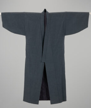 Western Man’s Gray-blue Kimono