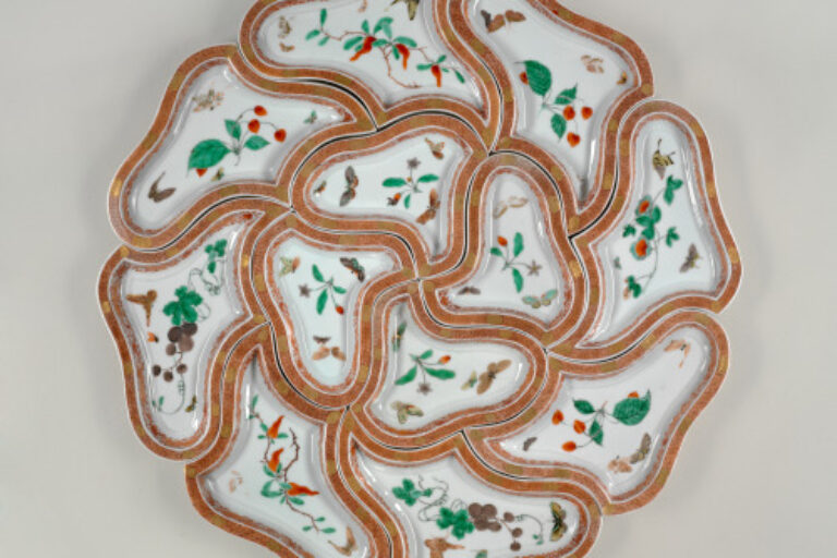 Segmented Plate with Design of Flowers, Fruits, and Butterflies