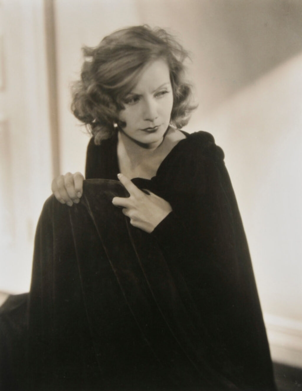 Greta Garbo, Hollywood - Image 2