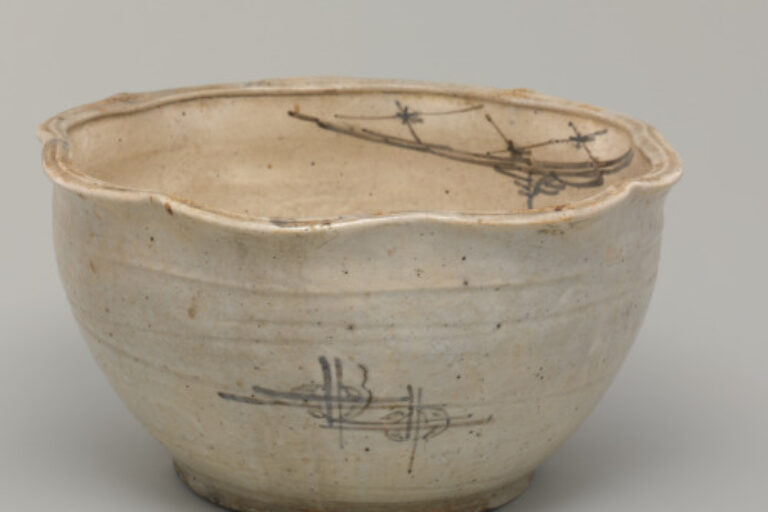 Shino-Style Water Basin