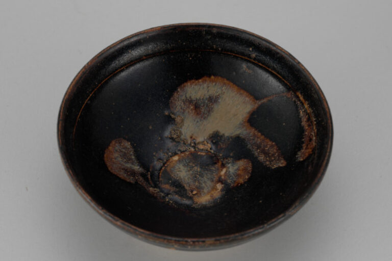 Tea Bowl with Splashed Design
