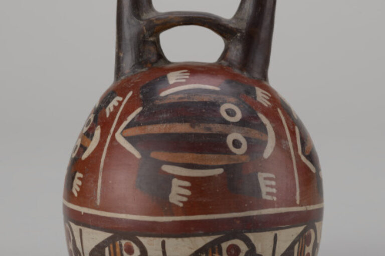 Double-Spout Bottle Decorated with Striped Frogs and Lúcuma Fruit