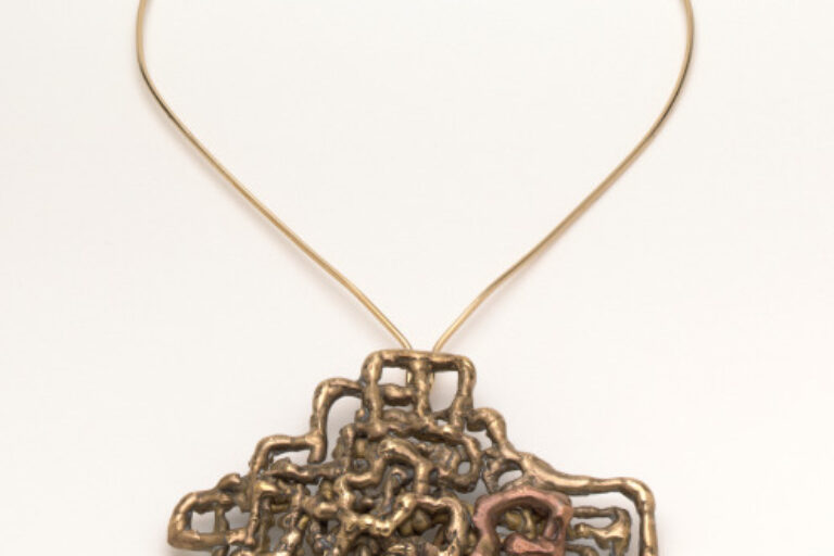 "SCULPTURE" NECKLACE