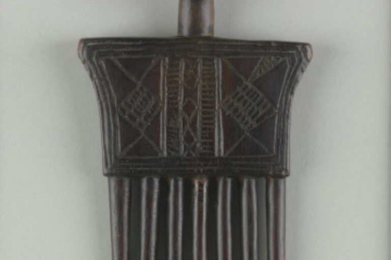 Comb