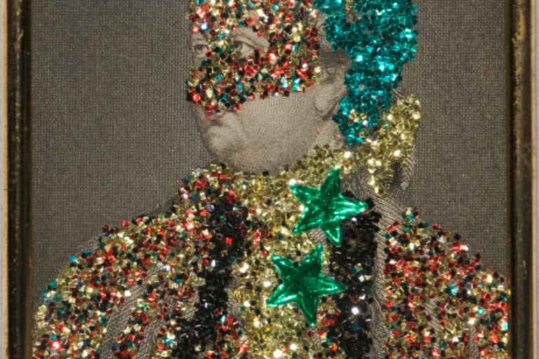 QUEEN VICTORIA (LOOKING RIGHT)