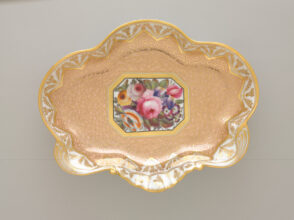 Lobed Dish